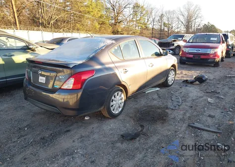 2015 Nissan Versa 1.6 Sv z USA, uszkodzony, nr VIN 3N1CN7AP5FL943924